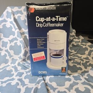 NEW SEALED RARE 1988 Black & Decker Cup at a Time Drip Coffeemaker White